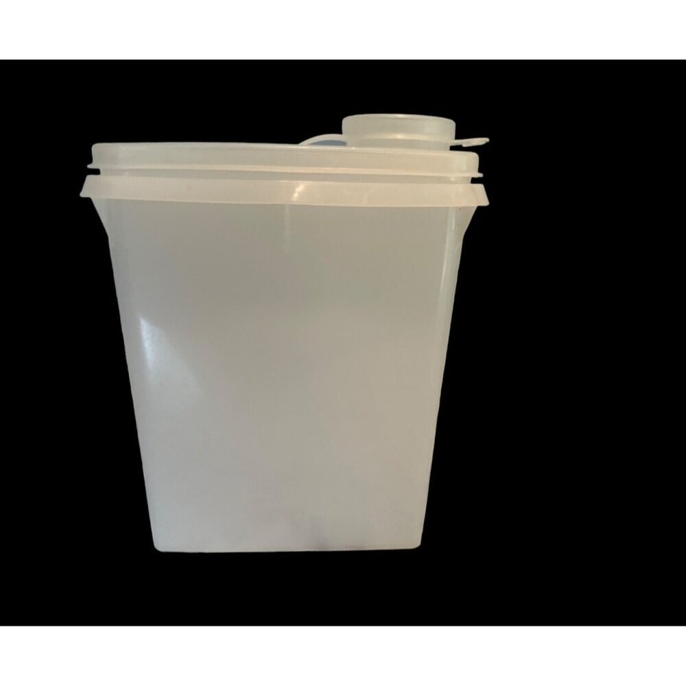 Vintage TUPPERWARE Jr. Cereal Container #499-4